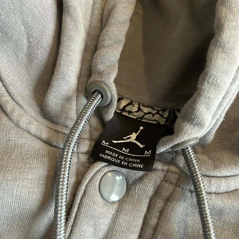 Jordan Mens Size Medium Varsity‎ Hooded Sweatshirt Cool Grey 689020-065